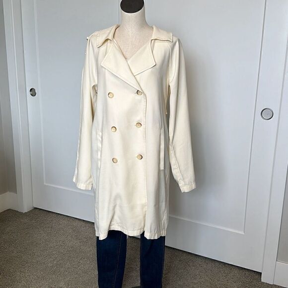 MAUBY Trench Coat In Off White - Picture 4 of 13